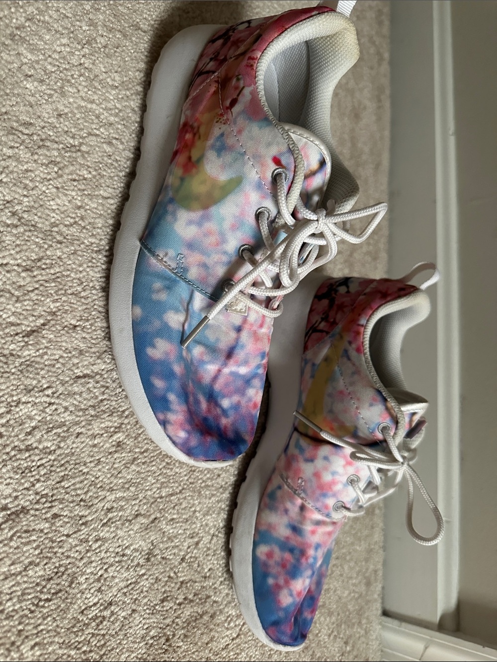 Cherry blossom Nike trainers - Pink & Blue
